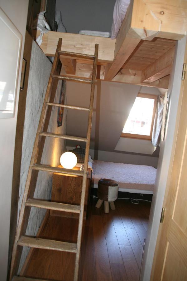 Bed and Breakfast Nid Douillet Анси Экстерьер фото