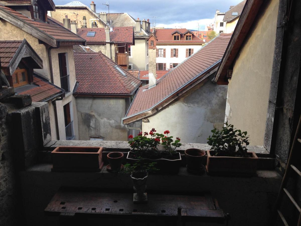 Bed and Breakfast Nid Douillet Анси Экстерьер фото